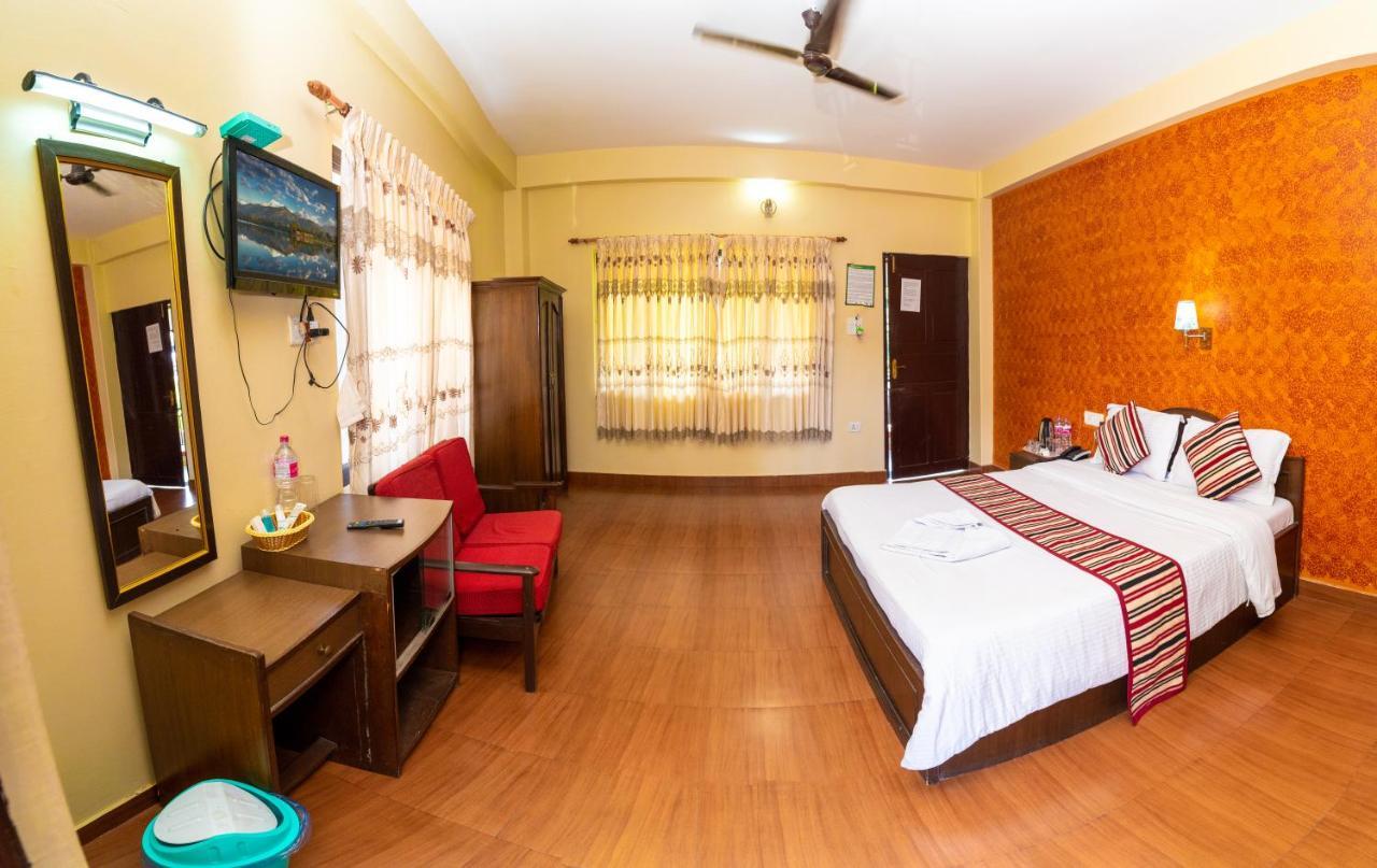 Butterfly Lodge Pokhara Exterior photo